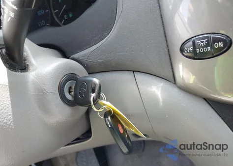 2010 Toyota Sienna Le from USA, damaged, VIN 5TDKK4CC5AS301619